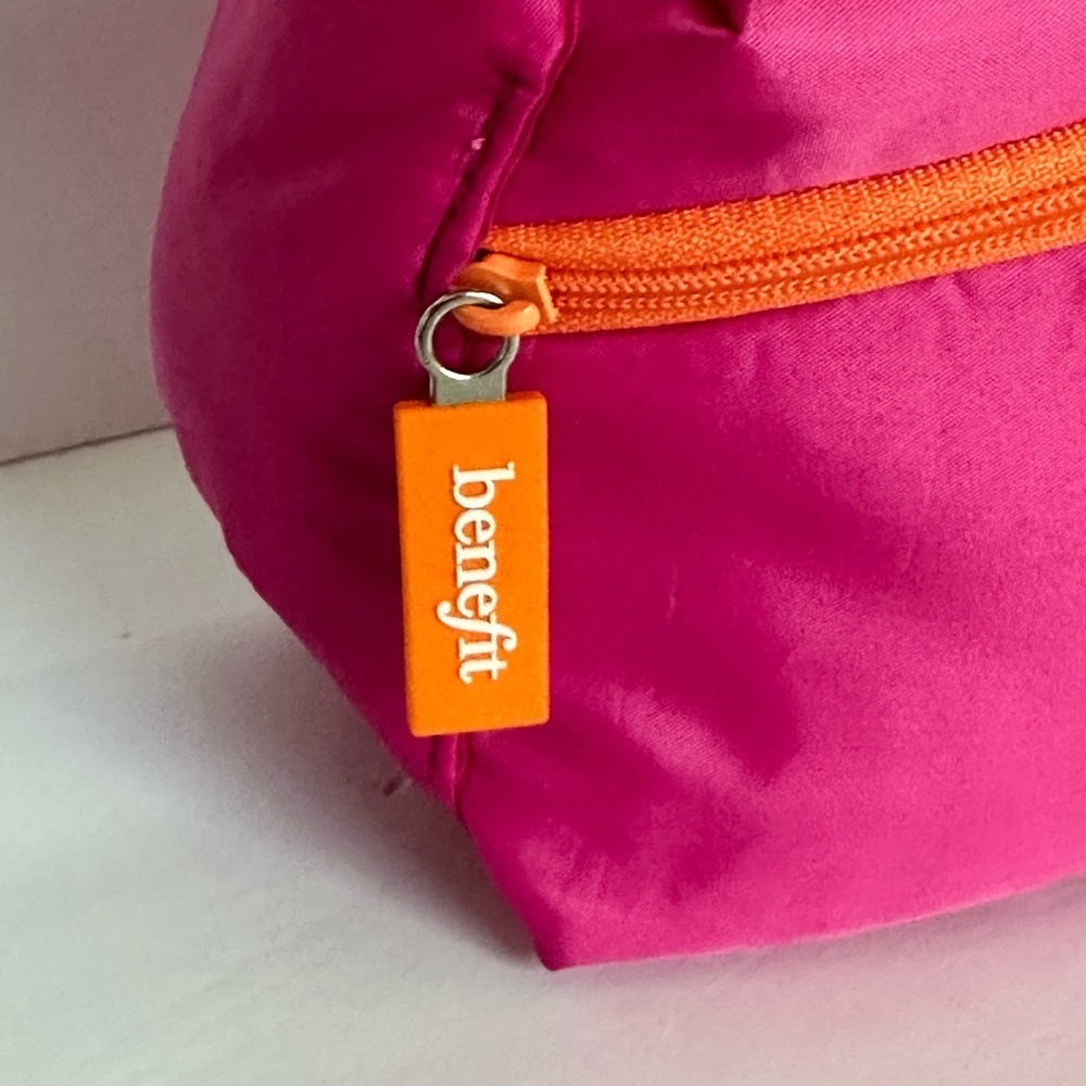 Benefit Pink Cosmetic Bag NWOT - Picture 2 of 9